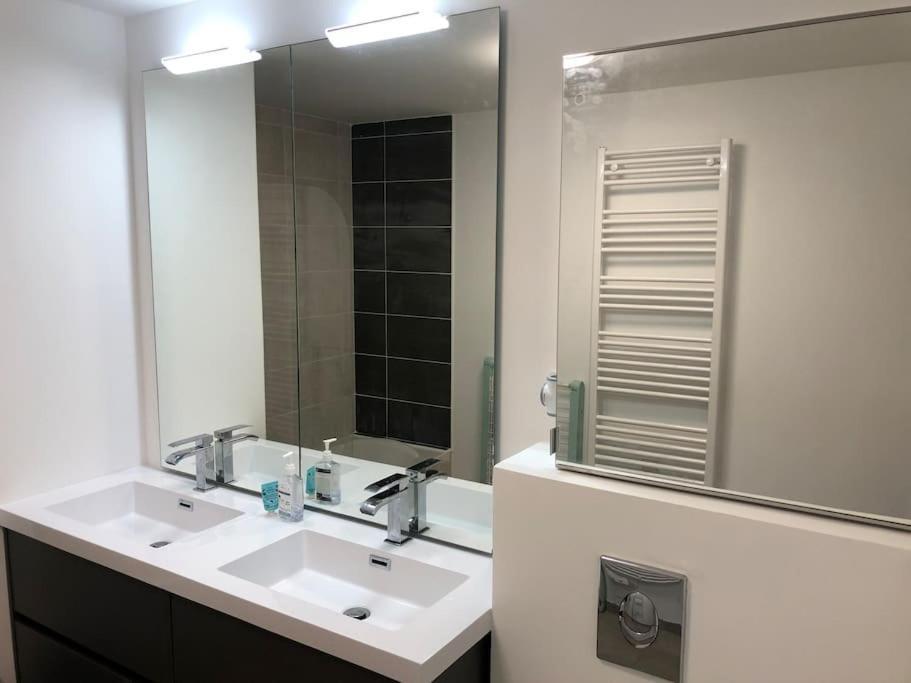 Sainte Maxime - Superbe Appartement Neuf Classe 4 Etoiles Esterno foto